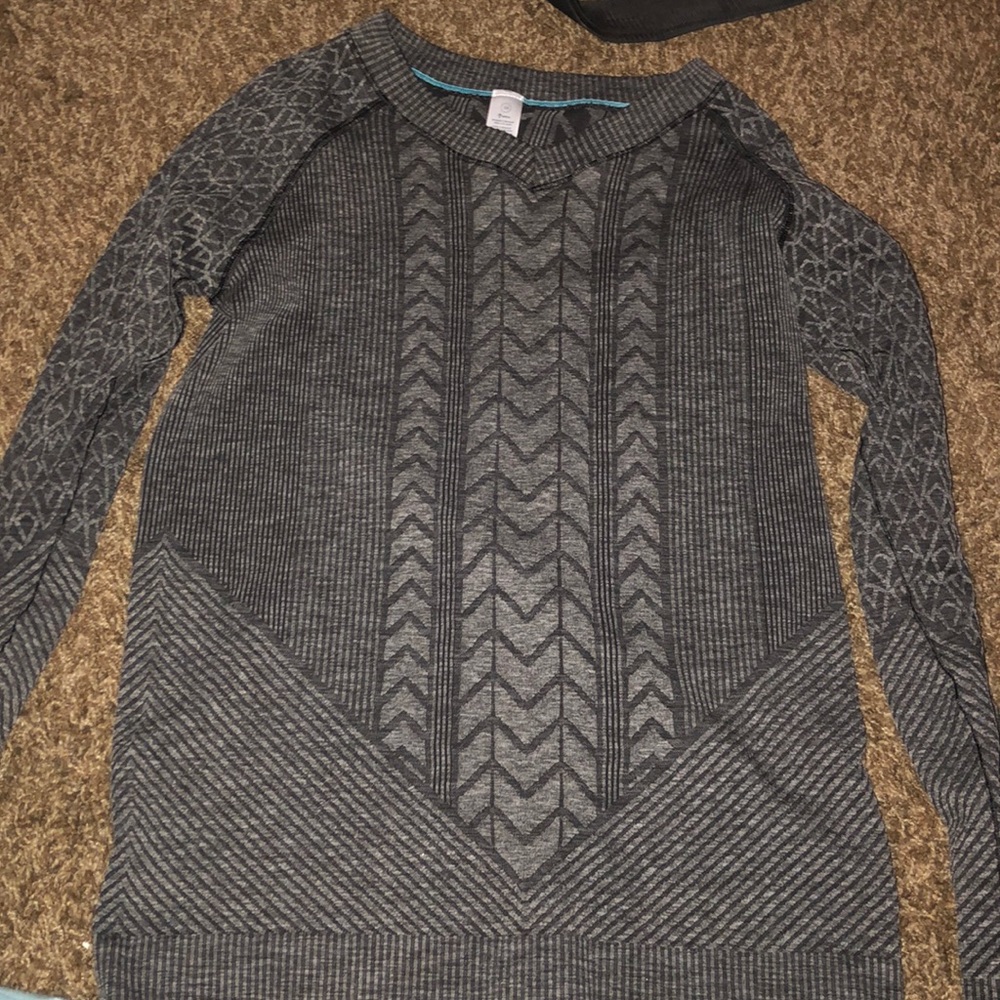 Ivivva long sleeve